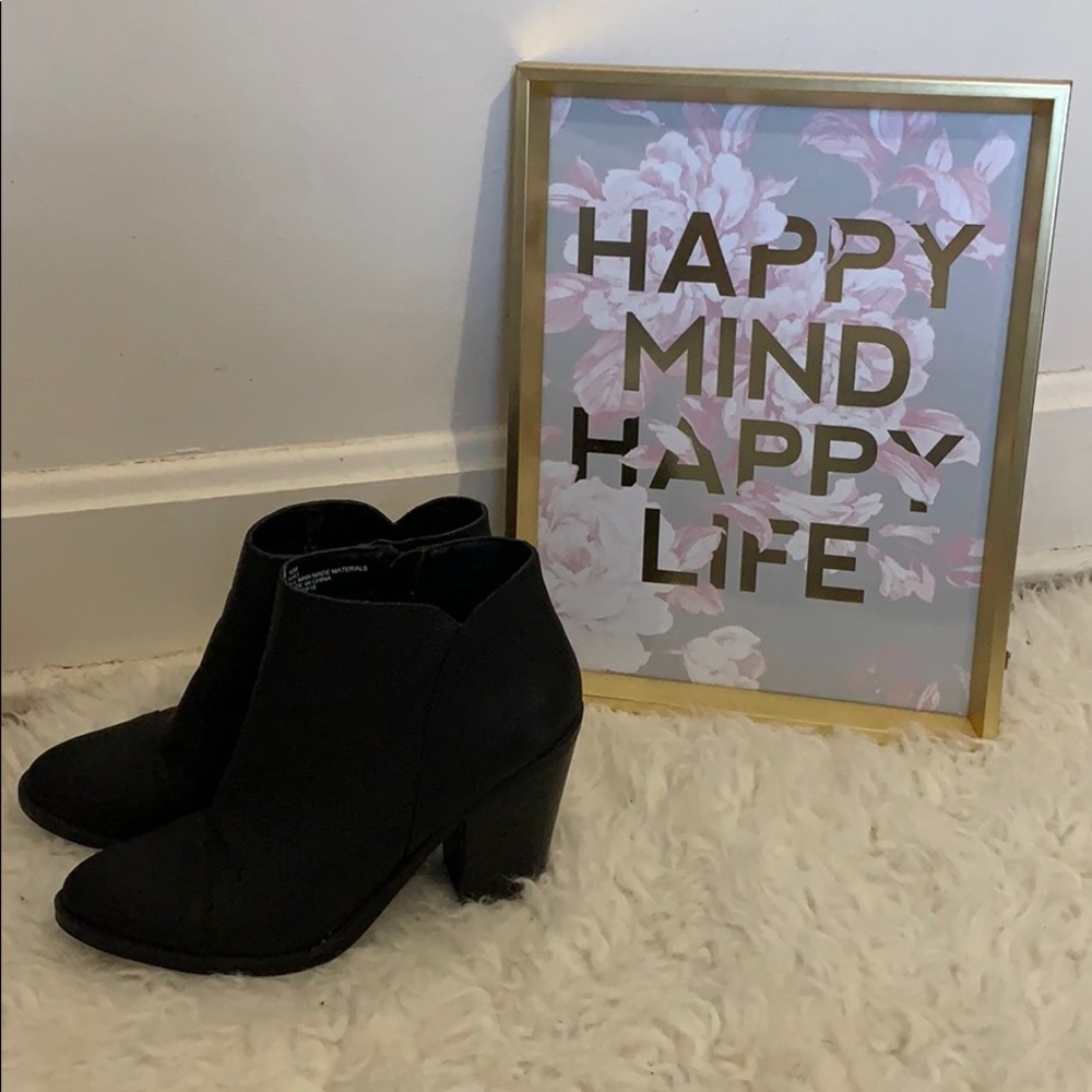 Esprit Booties